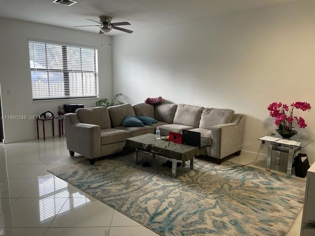 9602 S Town Parc Cir S 9602, Parkland, FL 33076