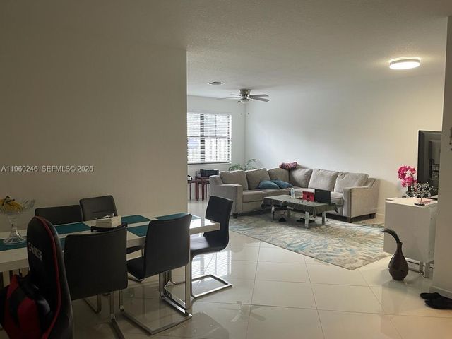 9602 S Town Parc Cir S 9602, Parkland, FL 33076