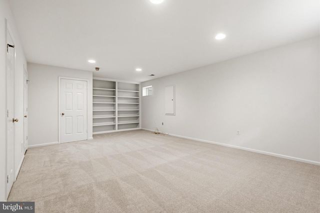 2615 THOMAS YOUNG LN, Herndon, VA 20171