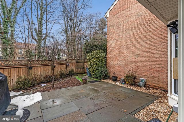 3236 CAMBRIDGE CT, Fairfax, VA 22030