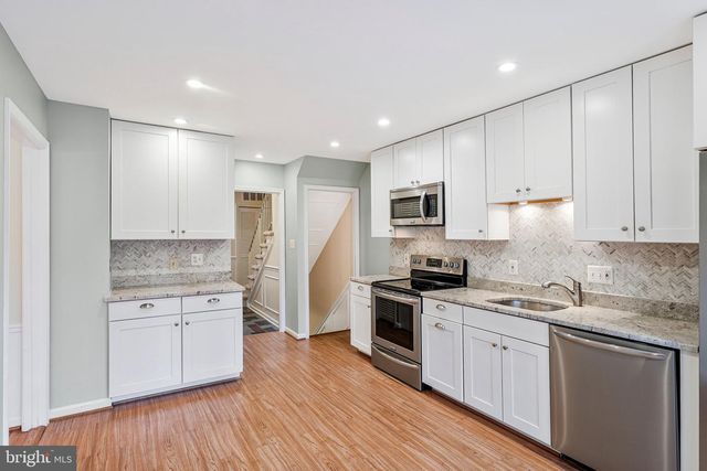 3236 CAMBRIDGE CT, Fairfax, VA 22030