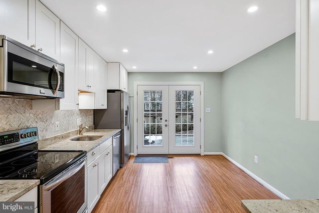 3236 CAMBRIDGE CT, Fairfax, VA 22030