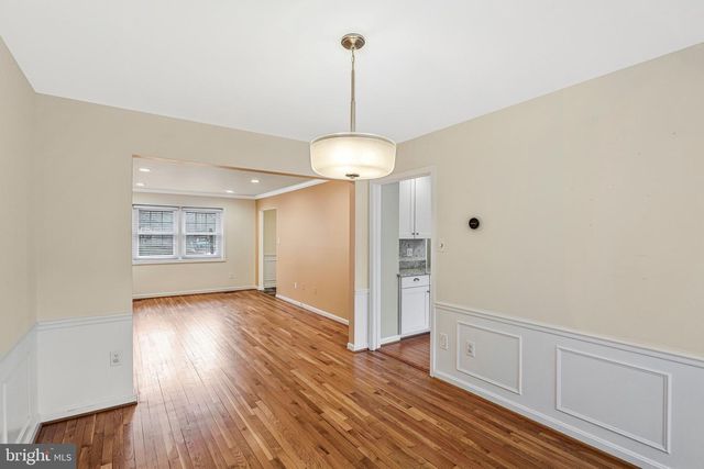 3236 CAMBRIDGE CT, Fairfax, VA 22030