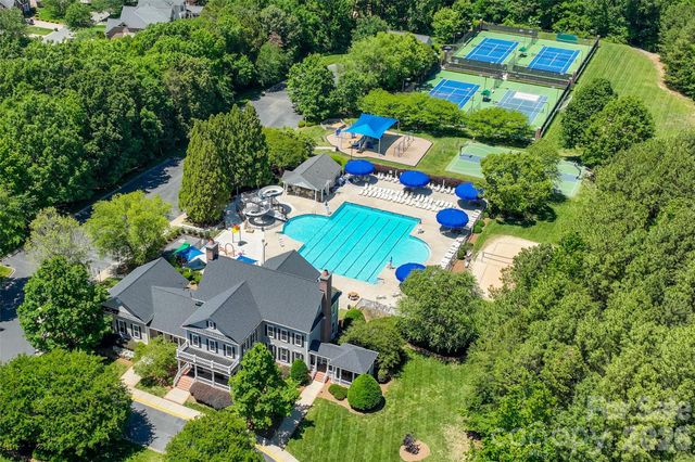 25017 Stonekirk Lane, Fort Mill, SC 29707