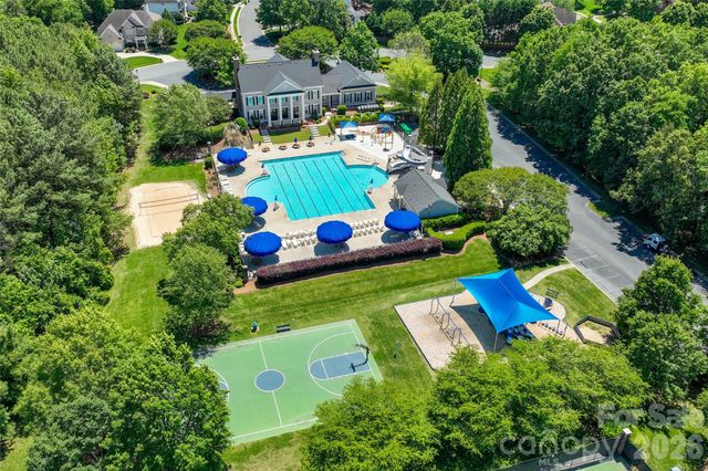 25017 Stonekirk Lane, Fort Mill, SC 29707
