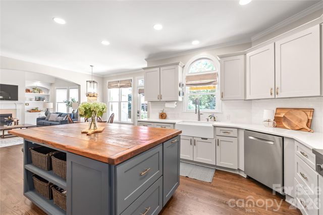 25017 Stonekirk Lane, Fort Mill, SC 29707