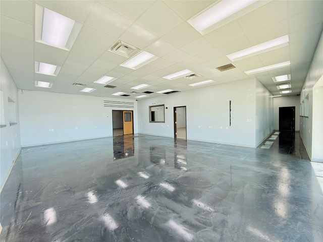 1605 E Highway 66 Street, El Reno, OK 73036
