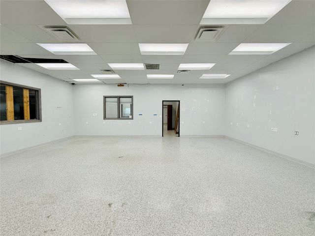 1605 E Highway 66 Street, El Reno, OK 73036