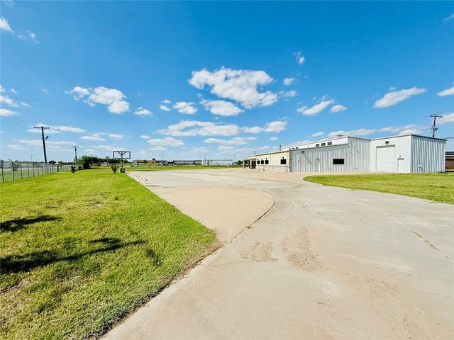1605 E Highway 66 Street, El Reno, OK 73036