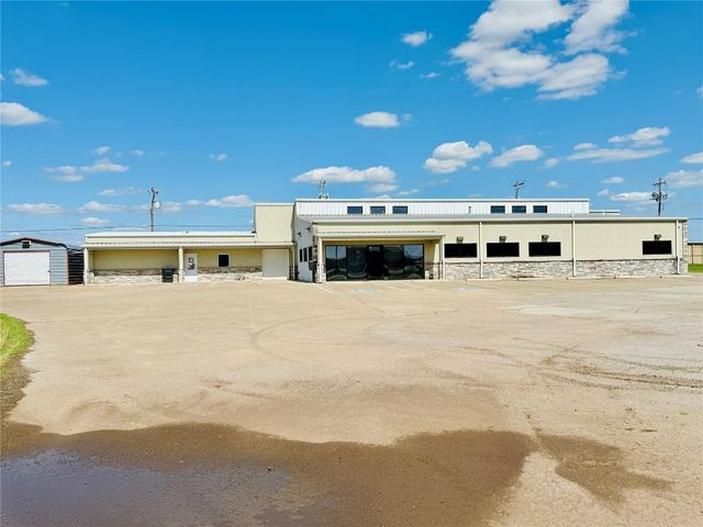 1605 E Highway 66 Street, El Reno, OK 73036