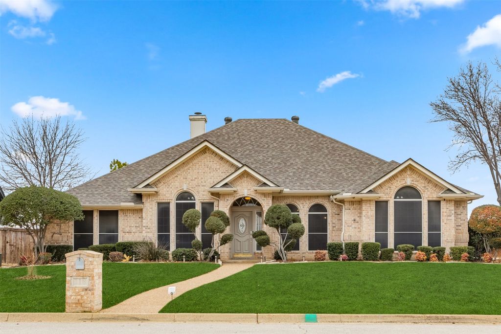 118 W Greenbriar Lane, Colleyville, TX 76034