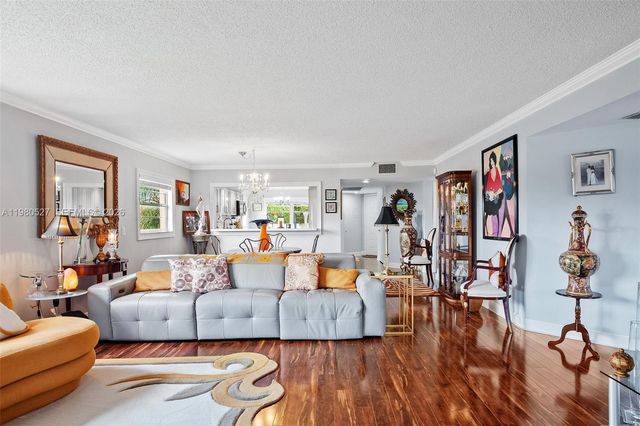 12950 SW 4th Ct 312H, Pembroke Pines, FL 33027