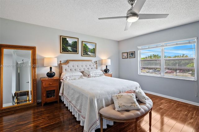 12950 SW 4th Ct 312H, Pembroke Pines, FL 33027