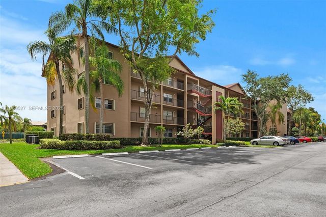 12950 SW 4th Ct 312H, Pembroke Pines, FL 33027