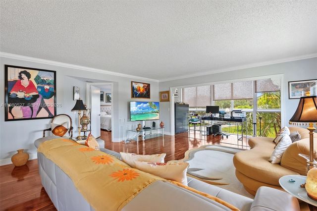 12950 SW 4th Ct 312H, Pembroke Pines, FL 33027