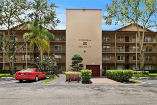 12950 SW 4th Ct 312H, Pembroke Pines, FL 33027
