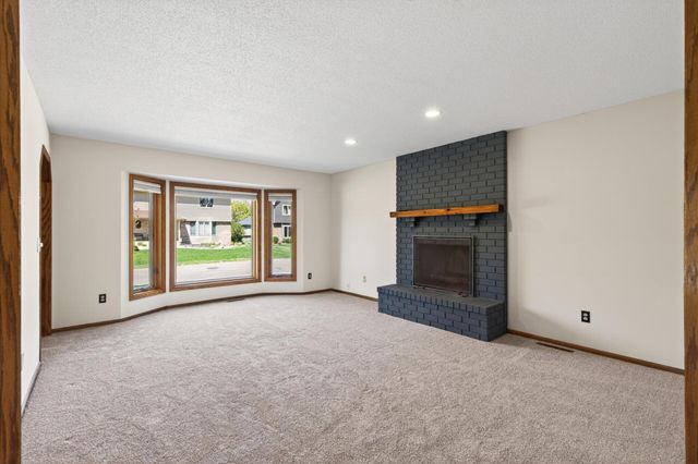 8809 Inverness Terrace, Brooklyn Park, MN 55443