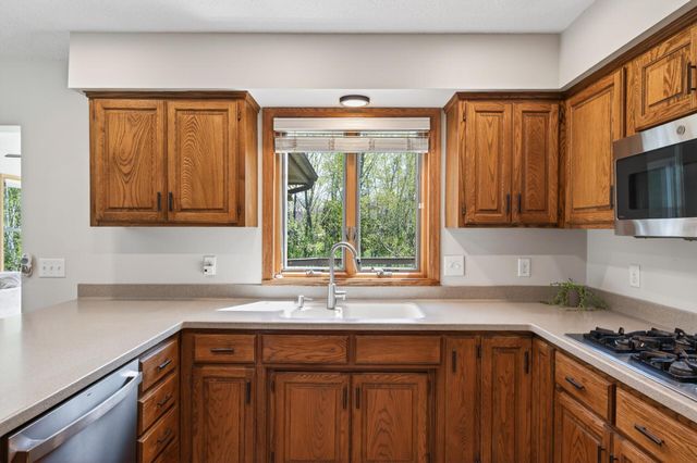 8809 Inverness Terrace, Brooklyn Park, MN 55443