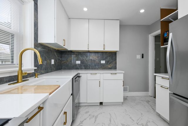 505 47th Avenue, Bellwood, IL 60104