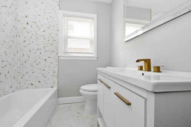 505 47th Avenue, Bellwood, IL 60104