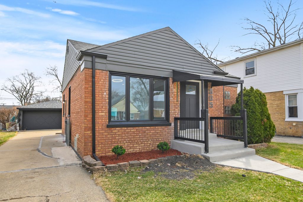 505 47th Avenue, Bellwood, IL 60104