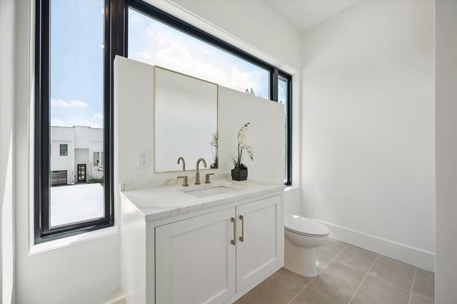 6534 Corbin Street, Houston, TX 77055