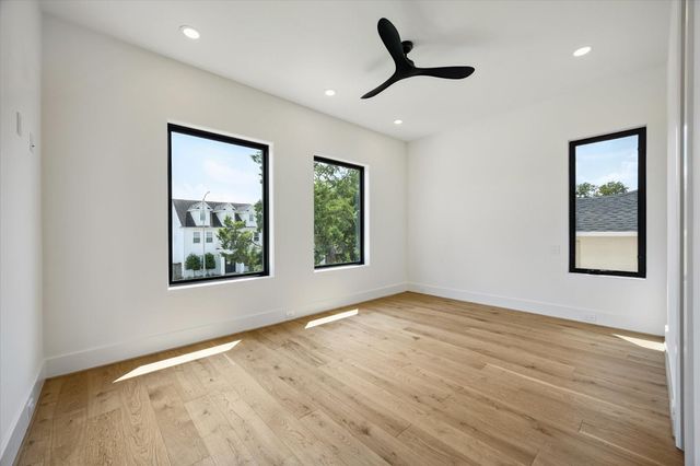 6534 Corbin Street, Houston, TX 77055