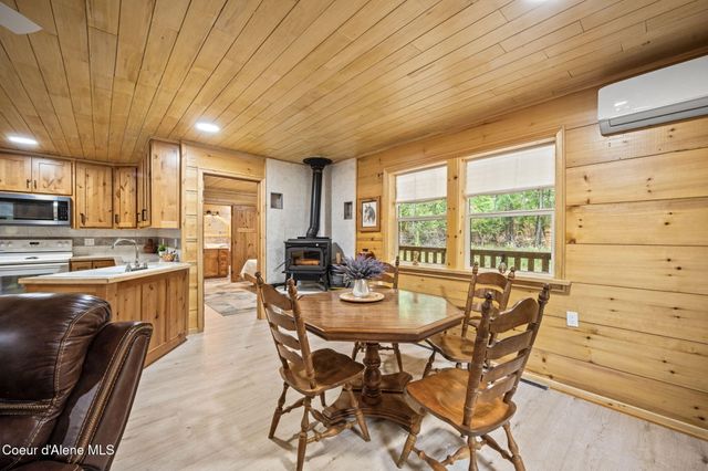 109 E Kamloop AVE, Bayview, ID 83803