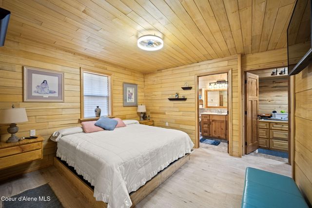 109 E Kamloop AVE, Bayview, ID 83803