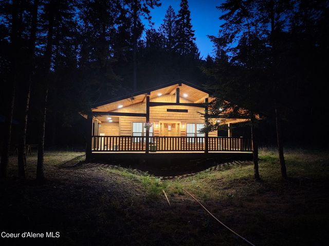 109 E Kamloop AVE, Bayview, ID 83803