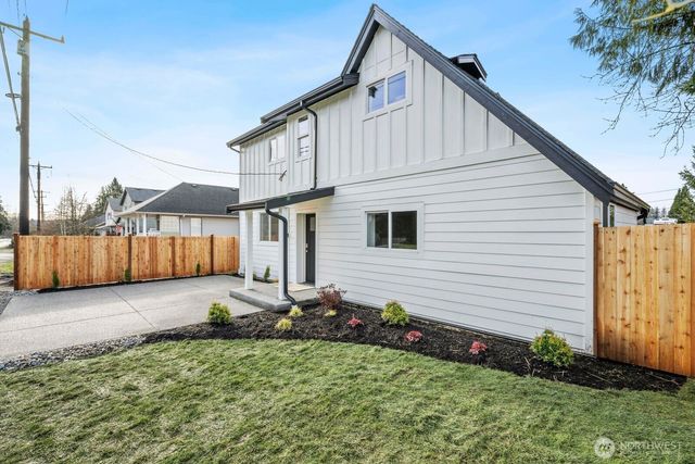 200 S Alder Avenue, Granite Falls, WA 98252