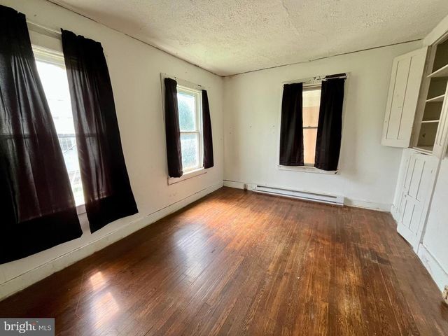28018 OLD VALLEY PIKE, Toms Brook, VA 22660