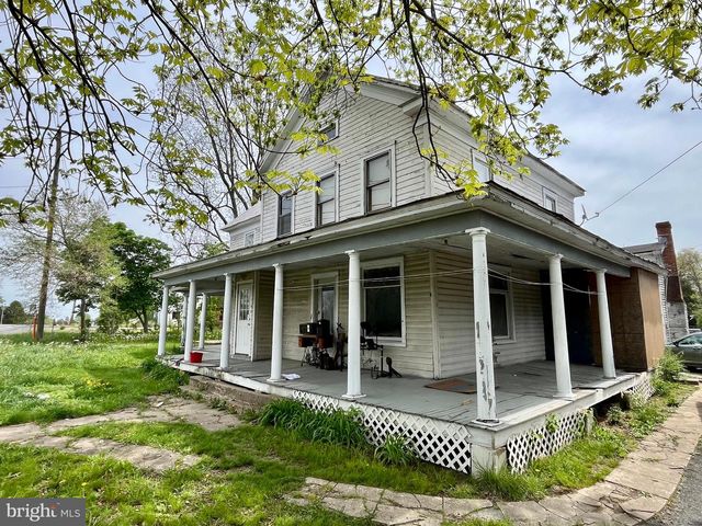 28018 OLD VALLEY PIKE, Toms Brook, VA 22660