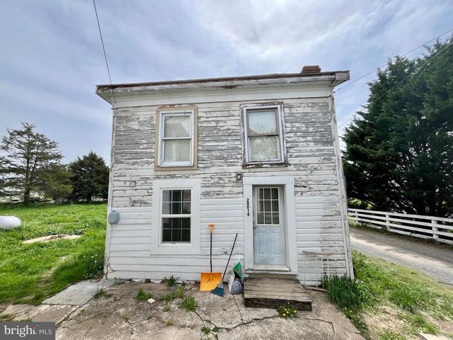 28018 OLD VALLEY PIKE, Toms Brook, VA 22660