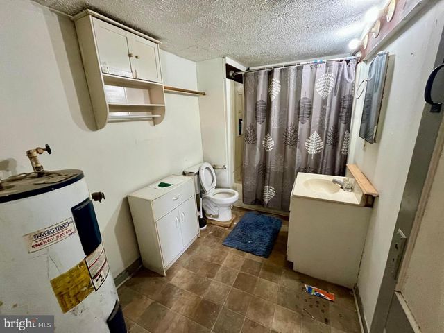 28018 OLD VALLEY PIKE, Toms Brook, VA 22660
