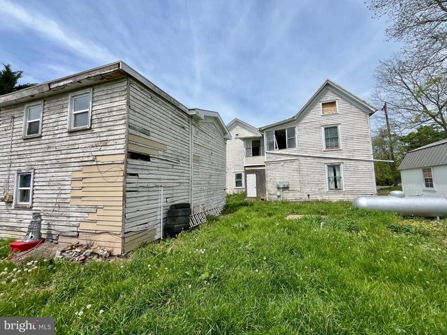28018 OLD VALLEY PIKE, Toms Brook, VA 22660