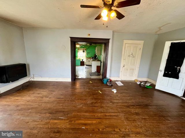 28018 OLD VALLEY PIKE, Toms Brook, VA 22660