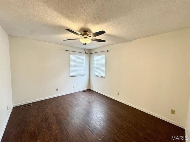 9 Jason Drive, Glen Carbon, IL 62034