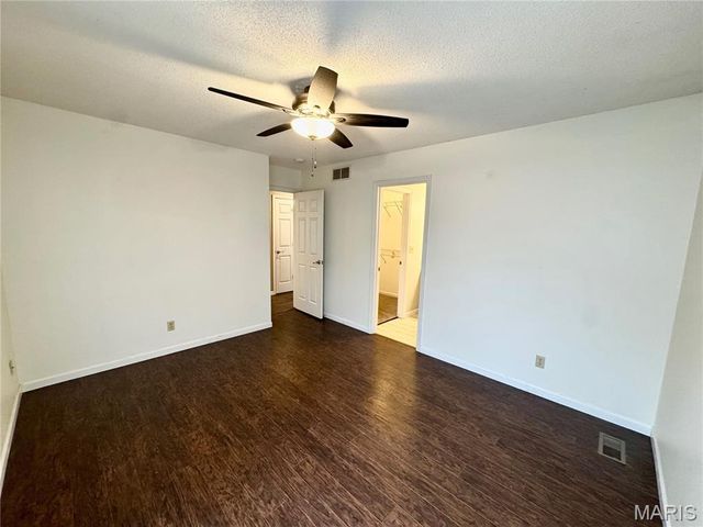 9 Jason Drive, Glen Carbon, IL 62034