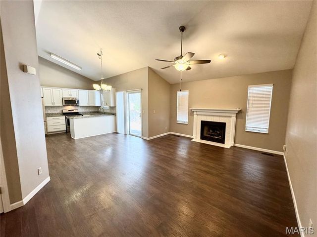 9 Jason Drive, Glen Carbon, IL 62034