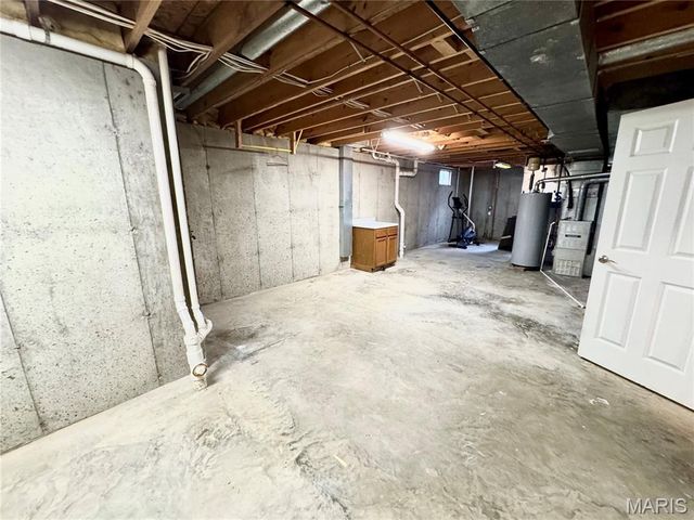 9 Jason Drive, Glen Carbon, IL 62034