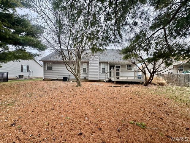 9 Jason Drive, Glen Carbon, IL 62034