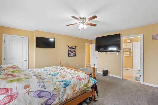 3836 Wolf Creek Road, Grove City, OH 43123