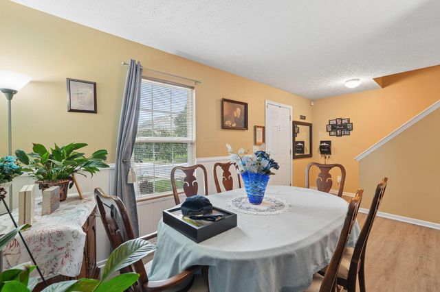 3836 Wolf Creek Road, Grove City, OH 43123
