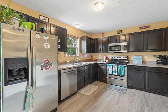 3836 Wolf Creek Road, Grove City, OH 43123