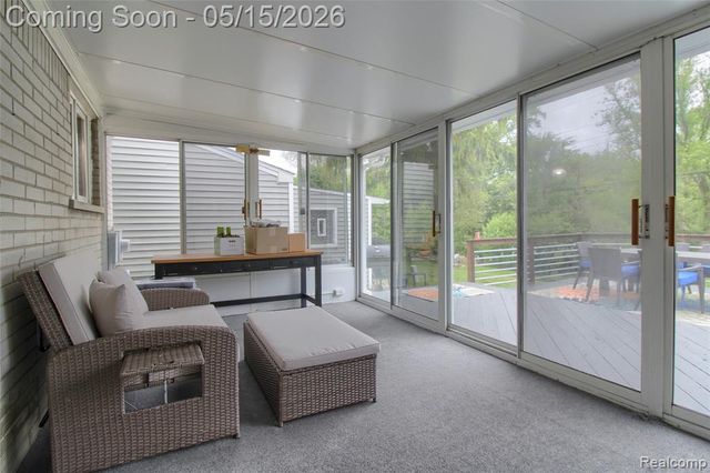 30256 Brookview Drive, Livonia, MI 48152