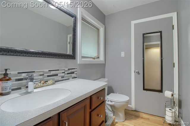 30256 Brookview Drive, Livonia, MI 48152
