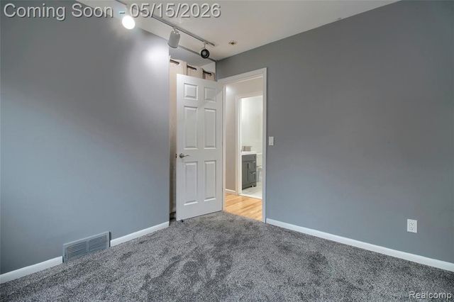 30256 Brookview Drive, Livonia, MI 48152