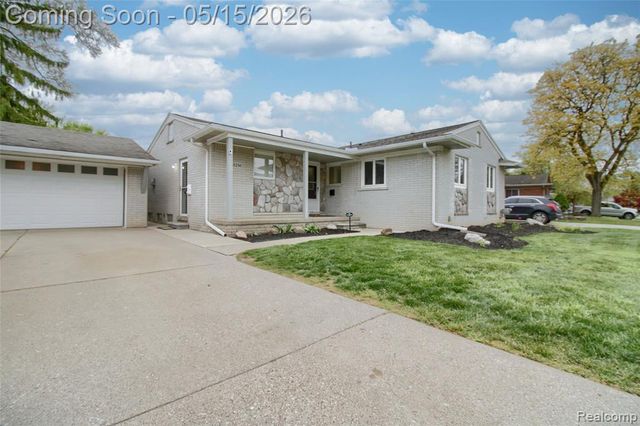 30256 Brookview Drive, Livonia, MI 48152