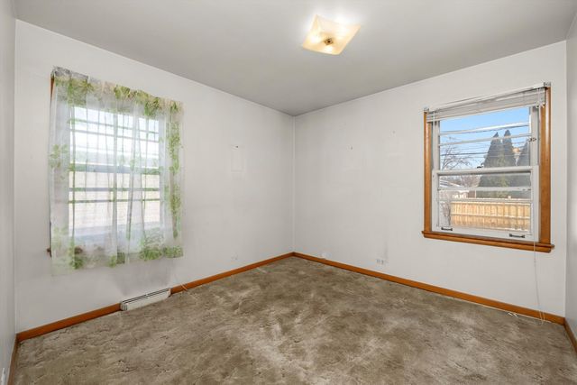 2439 Ernst Street, Franklin Park, IL 60131